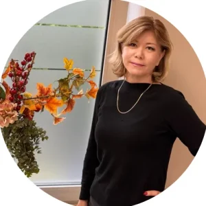 Aigul Arbeitet bei uns im Salon Stavenhagen